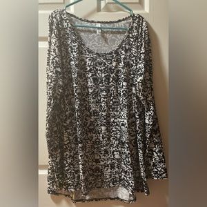 Lularoe long sleeve top
